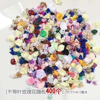 [Есть около 400 листьев без листовых роз]