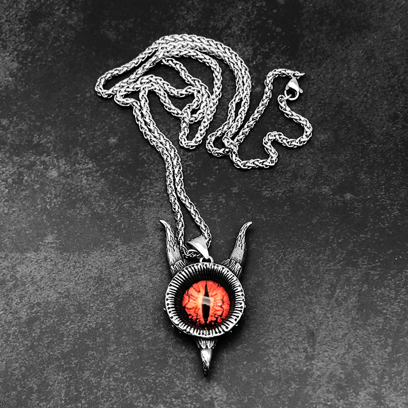 Red Sheep Eye With 70Cm Keel Chainpersonality Retro Demonic Blue eyes Necklace male tide Domineering Hip hop Punk gemstone Magic eye Titanium steel Sweater Pendants