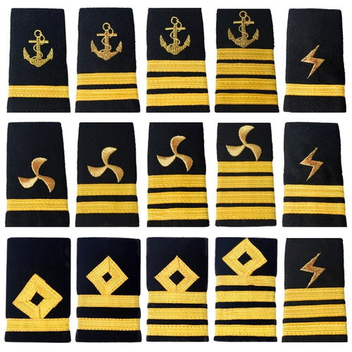 Глава плеча экипажа главы Императора Плечо, капитан морского персонала морского персонала, глава главы армии Армия Армия Армия Арм -Алд -Энд.