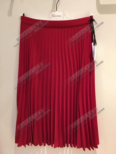 Первая линейная Red V Family Red Skirt SK2592