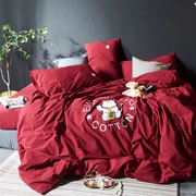 Guochao retro lớn màu đỏ dệt nước rửa bông bốn bộ giường may mắn mèo thêu đôi chăn loại - Bộ đồ giường bốn mảnh