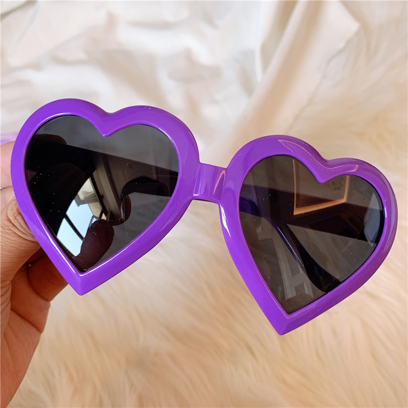 Little Love & Purplevintage Sunglasses Port style Europe and America Retro photograph cat eye Sunglasses Purple series lovers pose female collocation