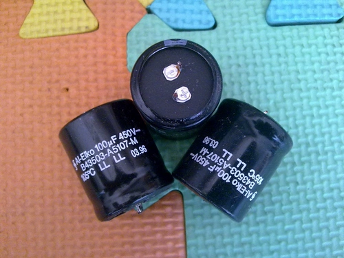 Немецкий Siemens Lose Life Высоковольтная лихорадка емкость Al-Artko 450V 100 UF