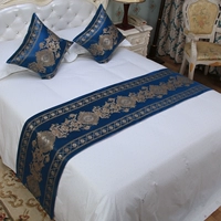Khách sạn khách sạn cao cấp bộ đồ giường giường đuôi giường cờ giường đuôi mat cạnh giường ngủ bìa khách sạn bảng cờ cỏ ra trải nệm