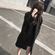 YCSTUDIO2017 mùa đông phiên bản màu đen mới của Hàn Quốc theo xu hướng áo khoác len nữ trong phần dài của áo khoác mỏng - Trung bình và dài Coat