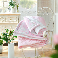 Thêm tình yêu mùa hè mát mẻ bởi điều hòa không khí có thể giặt duy nhất đôi bình dị gió mùa hè màu hồng mỏng quilt thơm lily