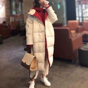 Dongdaemun phiên bản Hàn Quốc của Cô bé quàng khăn đỏ ở hai bên mặc áo khoác nữ 2018 mới trắng xuống xuống Đầm mỏng giữa chiều dài qua đầu gối