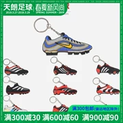 Tianlang Football Classic Falcon Mercury Giày bóng đá Keychain Fans Bộ sưu tập Mặt dây chuyền kỷ niệm 010 - Bóng đá