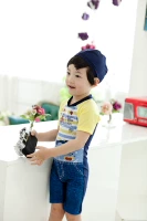 Quần áo lướt sóng denim hai mảnh giả cho bé trai Quần áo lướt sóng một mảnh dành cho trẻ em - Đồ bơi trẻ em quan ao boi dep