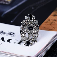 Châu Âu và Hoa Kỳ cung điện retro người người Thái bạc thủ công hoa rỗng màu đen zircon nhẫn nữ vòng thức ăn tặng mẹ nhẫn cặp pnj