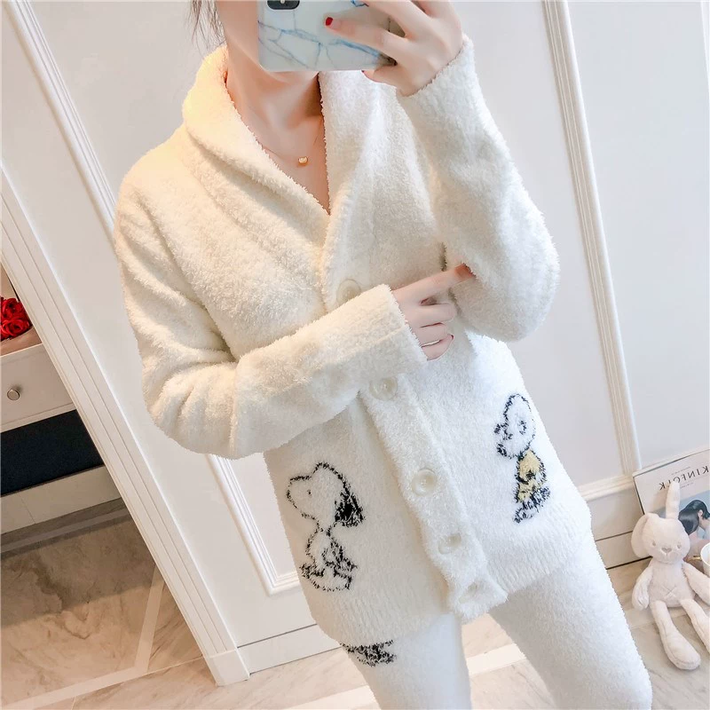 Bộ đồ ngủ nữ mùa thu và mùa đông mềm mại dài tay hai mảnh phù hợp với áo len dày ấm áp Snoopy đôi dịch vụ nhà hoạt hình - Bộ Pajama