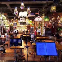 Nội thất nhà hàng Walnut tùy chỉnh Music Bar Bar Pub Bàn và ghế gỗ rắn Khóa thẻ Chủ cũ Sofa - FnB Furniture 	chân bàn sắt hộp	