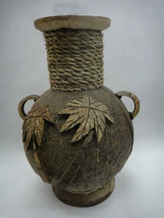 Кокосовая оболочка ваза