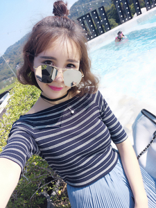 T-shirt tay áo trong tay áo cổ áo cổ áo sọc áo len áo thun quây áo sơ mi nữ mùa hè tự trồng sexy ngắn tay hoang dã