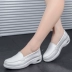 Cushion trắng y tá giày dốc với 2019 mới trượt rỗng bệnh viện Hàn Quốc nữ làm đẹp đáy mềm nữ 