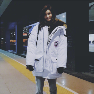 2018 mùa giải chống anh Sui ngôi sao với phiên bản Hàn Quốc ngoài trời của các công cụ xuống áo khoác vài mô hình trong phần dài áo khoác nữ dày