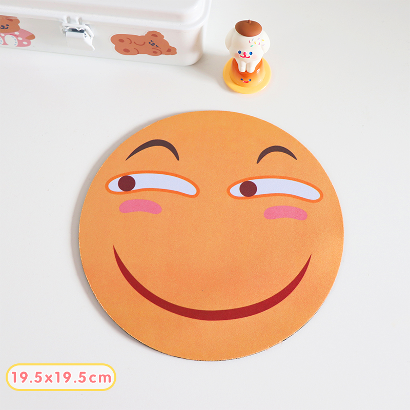 Round Smiley Facelovely Cartoon originality Mouse pad Girlish heart student desktop Table mat heat insulation Coaster trumpet Cushion Mouse Cushions