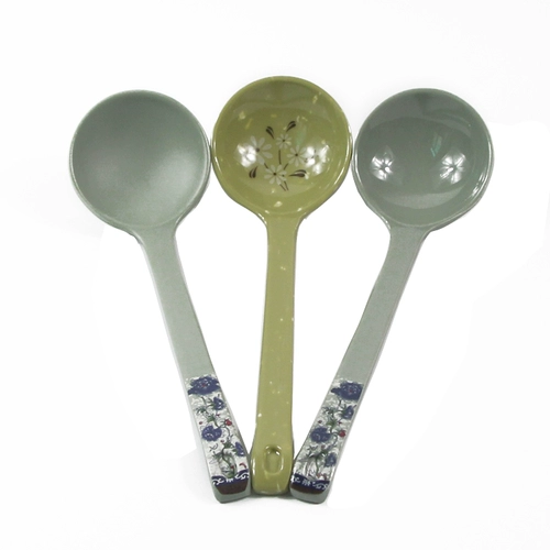 3 БЕСПЛАТНАЯ ДОСТАВКА МОЖемая могучая фарфоровая пластиковая горячая горшка Домохозяйство с длинной зеленой матовая матовая крупная черепаха Speer Spoon Spoon