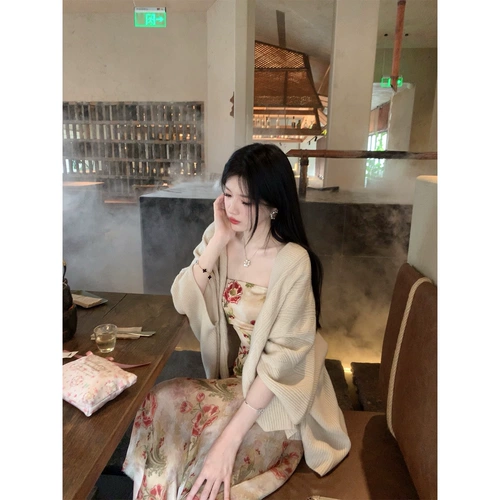 Джилл старшая сестра, они сказали, что это богатая семья, романтическое платье с цветочной трубкой Длинное платье