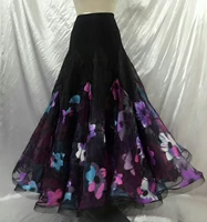 Черный фиолетовый цветок