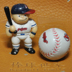 Rico MLB Major League Doll Doll Puppet Nhựa Keychain Mặt dây chuyền Yankee Dodge Red Sox Bear - Bóng chày 	gậy bóng chày gỗ	 Bóng chày