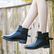 Mưa khởi động nữ dành cho người lớn ống ngắn mưa khởi động mùa xuân và mùa hè thời trang khởi động Hàn Quốc dễ thương giày cao su của phụ nữ giày nước thấp giày phụ nữ