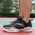 Giày bóng rổ Anta Giày nam 2019 mùa hè mới Thompson muốn giày thể thao điên một cú sốc thấp để giúp giày bóng rổ - Giày bóng rổ giày sneaker nam chính hãng Giày bóng rổ
