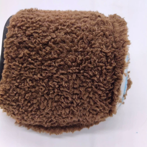 Хлопковое гнездо молоток плюс бархатные тапочки гнездо золото шелковое медведь сумка для медового медведя 鼯 Сосновая белка над зимней анти -красочной спальней теплым домом