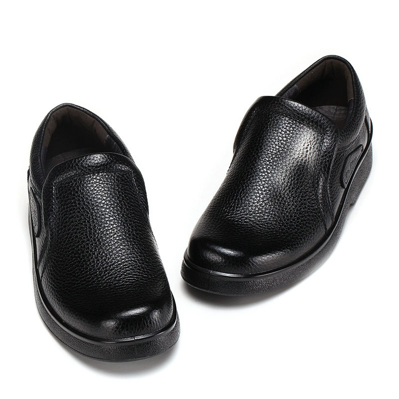 Giày đầu bếp của nam giới chống trơn trượt không thấm nước và chống thấm dầu bao da chân giày bảo hiểm lao động giày nhà bếp khách sạn 