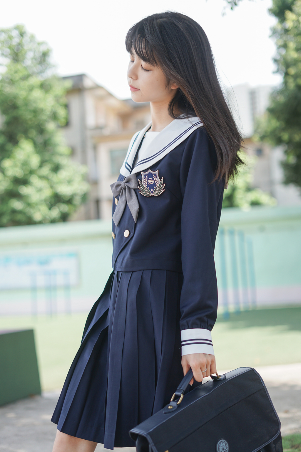 星穗高 水手服-资料图