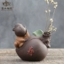 Dễ thương pig trà pet đồ trang trí mini thủy canh hoa boutique cát màu tím khỉ đồ trang trí bàn trà phụ kiện trà có thể được nâng lên