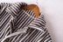 Thời trang nam flannel mềm dày mùa thu và mùa đông ấm áp đồ ngủ nhà dài tay áo sống đơn giản mảnh thời trang nam Pyjama