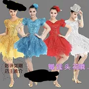 Quảng trường mới khiêu vũ hiện đại trang phục khiêu vũ sequined sân khấu lông tơ váy ngắn dành cho người lớn trang phục biểu diễn thời trang dành cho phụ nữ