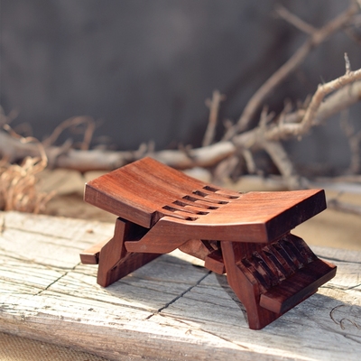 taobao agent Traditional retro handicrafts pure handmade wooden art Zanbia blood sandalwood palm blindly 掰 Luban stool handle