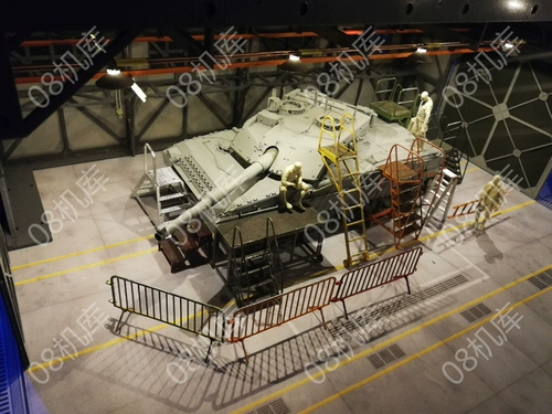 Танк, верстак, модель автомобиля с аксессуарами, универсальный самолет, масштаб 1:35, масштаб 1:32