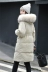 Dongdaemun 2018 mới của Hàn Quốc thời trang xuống áo khoác nữ trung dài sinh viên dày eo lớn cổ áo lông thú áo Xuống áo khoác