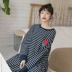 Dễ thương thêu dưa hấu ngọt ngào phiên bản Hàn Quốc của váy ngủ kiểu mới tay dài nữ XL cộng với đồ ngủ sọc dài váy lanh mặc nhà Đêm đầm