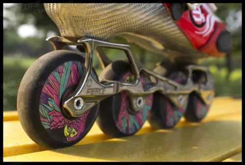 Старый роличный конька для попугайного колеса плоская цветочная щетка полное колесо -ступичное колесо колесо