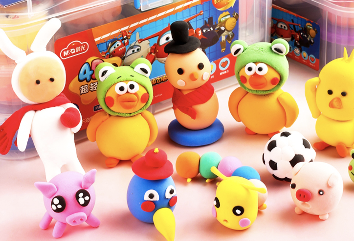 儿童彩色橡皮泥,让孩子可以尽情创造