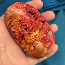 Украшения на руку 龙陵黄龙玉迎客松山水把件俏色巧雕山水风景画手玩件玉器把件男女