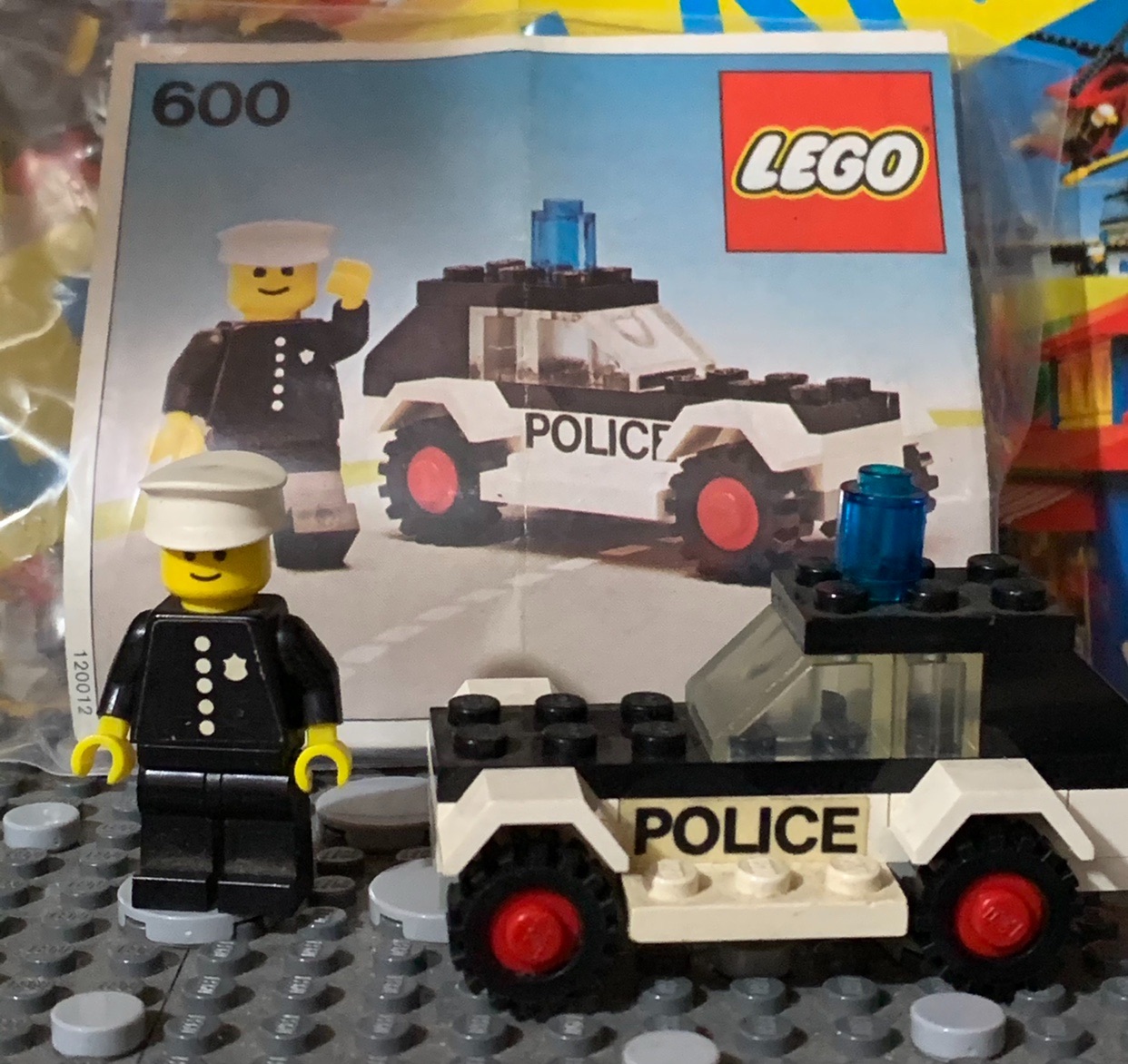Lego 乐高玩具 警车（2） police car（2）--- 追捕逃犯_哔哩哔哩 (゜-゜)つロ 干杯~-bilibili