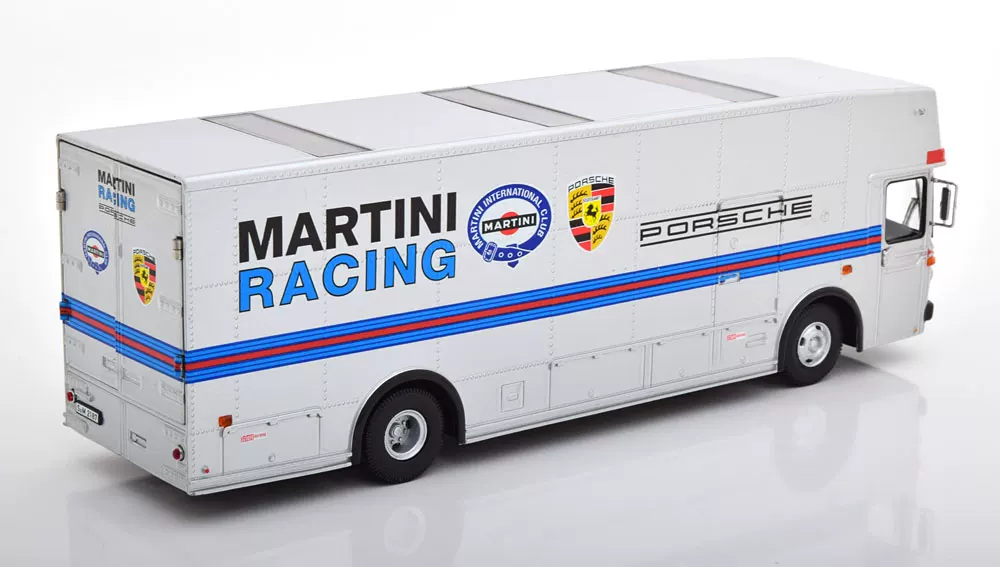 [Schuco 1:43 Mercedes Benz O317 保时捷运输车 马天尼涂装海外购]