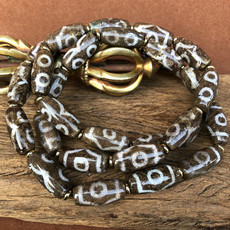 Украшения на руку 象雄天珠藏传三眼天珠手串天然朱砂真品九眼页岩天降石天珠项链