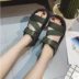 Đẹp trai phiên bản Hàn Quốc của mùa hè giày nữ mới đế dày đế bằng bằng vải nhung Velcro dép chống trượt màu đen xanh bãi biển giày sandal nữ tốt Sandal