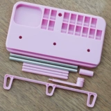 Кребная крышка проволоки швейной машины для бытовой швейной машины Три -линейная пластиковая линия полки анти -пуль -линия большая линейная ось стойка столочная башня рамка 4 Цвет