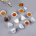 Cốc trà nhỏ chén sứ màu xanh và trắng sứ kungfu bộ trà bát chủ sở hữu cốc duy nhất xô với nhà - Trà sứ bình uống trà Trà sứ