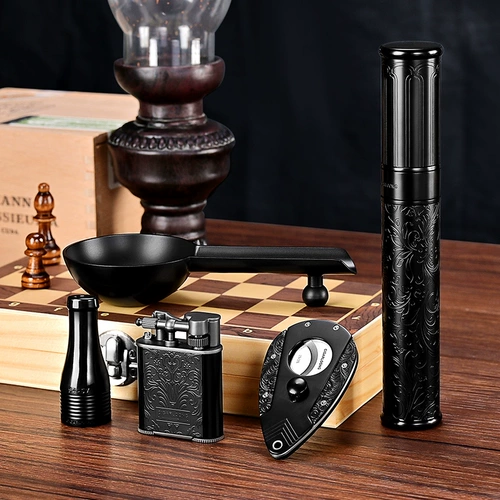 Зажигалка, ножницы, пепельница, мундштук, комплект, подарочная коробка, упаковка