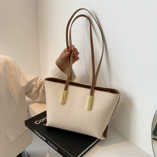 Универсальная вместительная и большая сумка на одно плечо, популярно в интернете, коллекция 2021