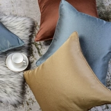 Подушка, наволочка, квадратный диван для кровати