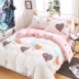 Giường cotton bốn mảnh bằng vải cotton màu đỏ trải chăn mùa hè 1.8m2.0m ​​giường gạo cung cấp giường đôi - Bộ đồ giường bốn mảnh gối kèm chăn Bộ đồ giường bốn mảnh